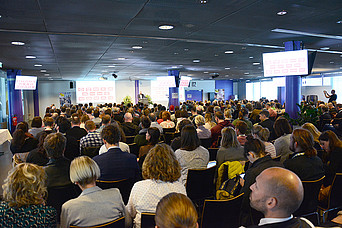 Salle d'événements complète